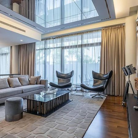 Spacious And Elegant 5Br Plus Maids Room Villa In Damac Dubai Ngoại thất bức ảnh